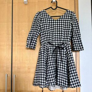 Free Gift! 🎁Preloved Japanese Supreme LaLa Black and White Check Dress
